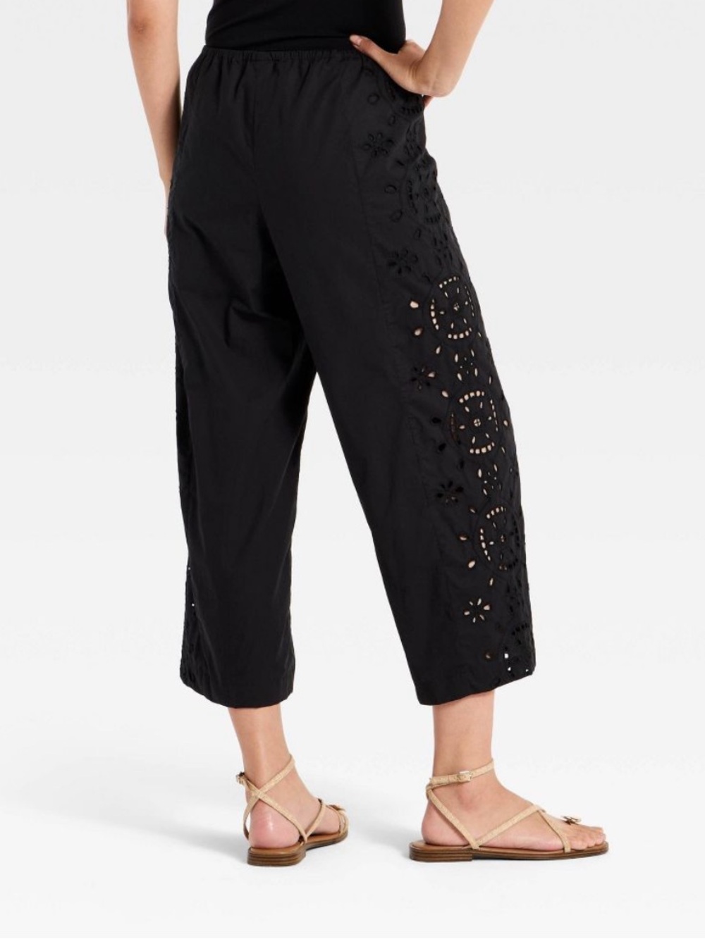 A New Day Women's Cropped Straight Leg Eyelet Pull-On Pants White XS NWOT